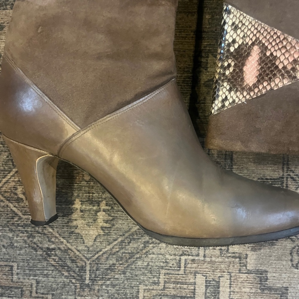 Vintage Brown Leather and Suede Boots Sz 8 - Picture 5 of 14